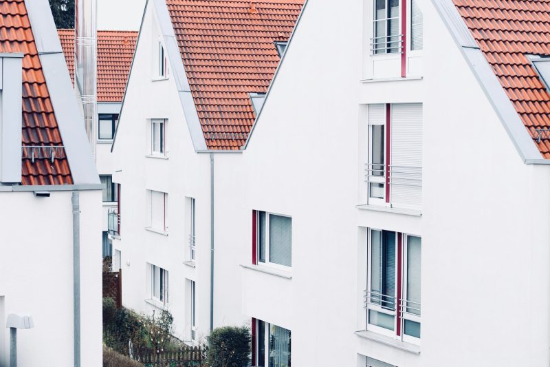 White houses with red roofs
