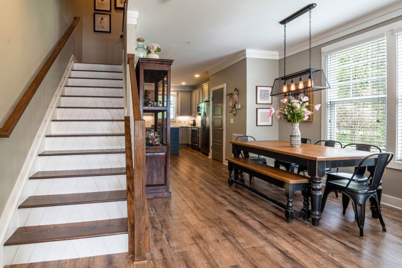 bright and inviting dining area